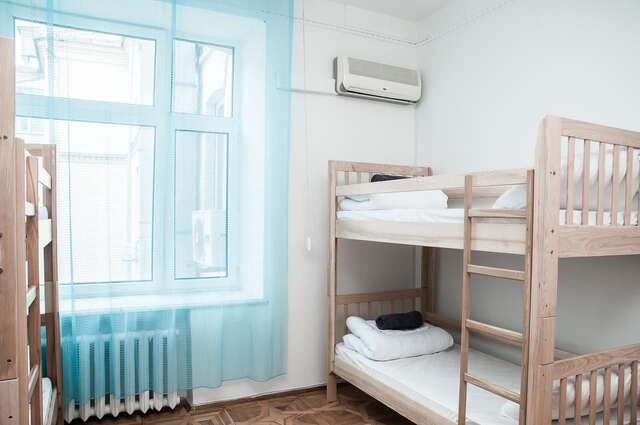 Хостелы Galactic Globus Киев-23